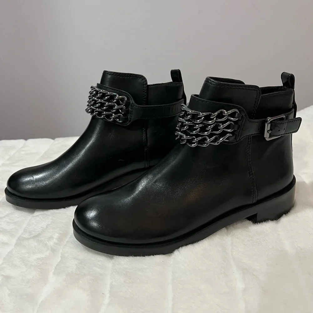 NEW Tory Burch BLOOMFIELD Gunmetal Chain Embellished Black Leather Bootie